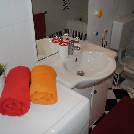 Optimist * ماكارسكا