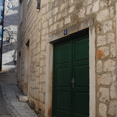 Apartment Optimist Makarska